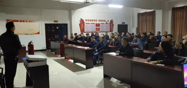湖北省趙李橋茶廠有限責任公司 消防安全理論知識培訓和逃生演練 --預防為主，防消結合
